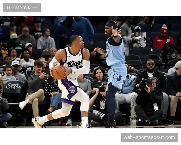 国王123-114终结16连败，福克斯32分威少关键防守立大功