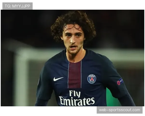 姆巴佩专访：谈及在巴黎圣日耳曼的“伪九号”新角色与欧冠争冠野心。