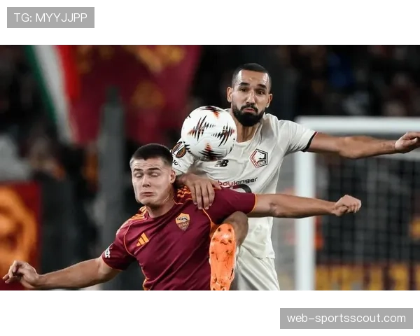 特写:雨战中,维拉门将马丁内斯连续三次神扑力保球门不失 特写:雨战中,维拉门将马丁内斯连续三次神扑力保球门不失